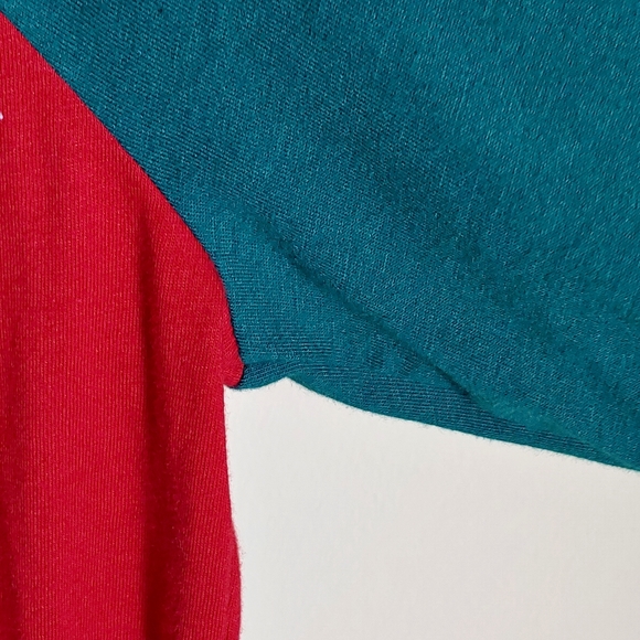 Christmas llama LS tee red green white sz L - Picture 4 of 5